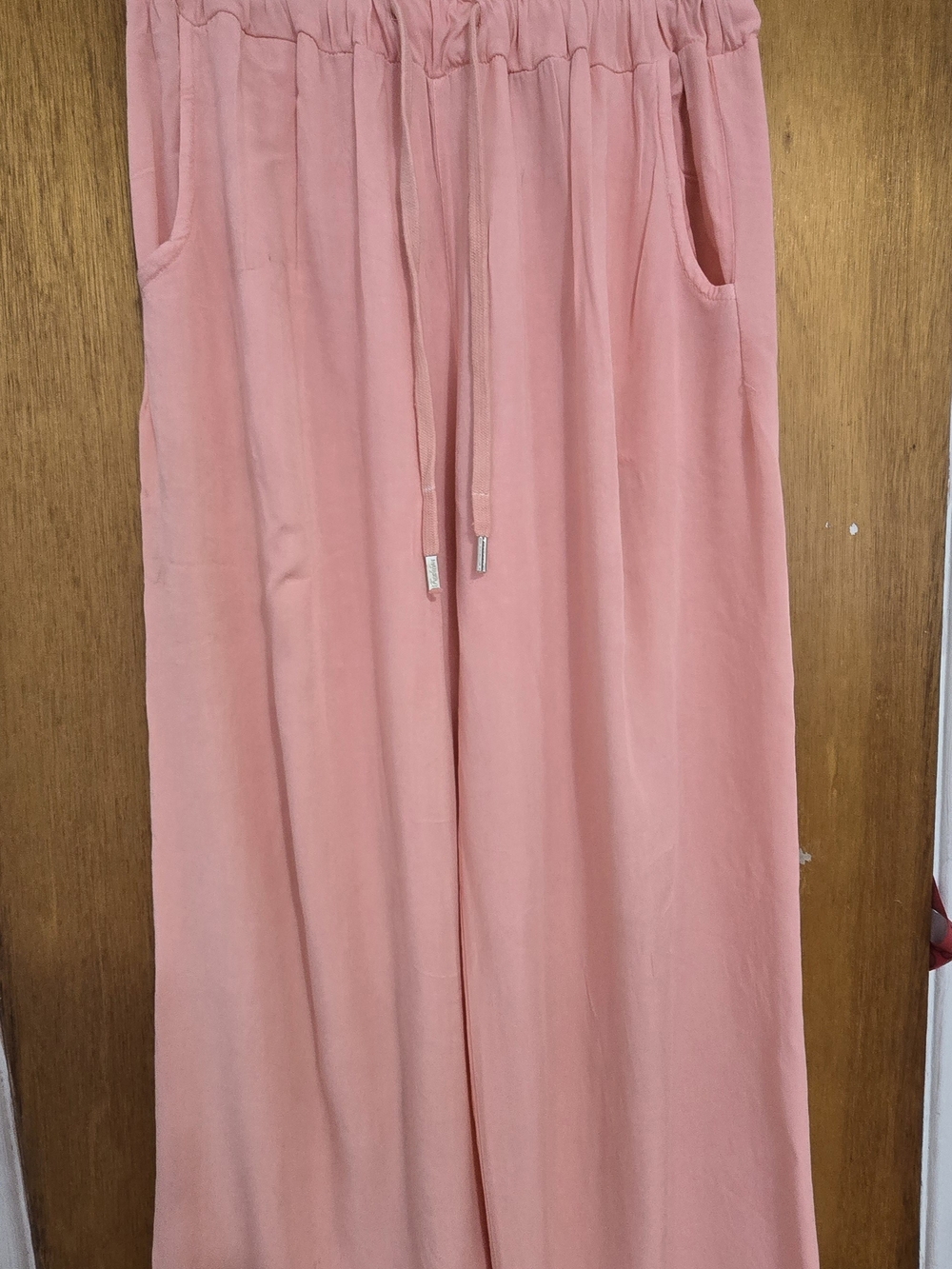 Relaxed Wide-Leg Drawstring Pants in Coral Pink